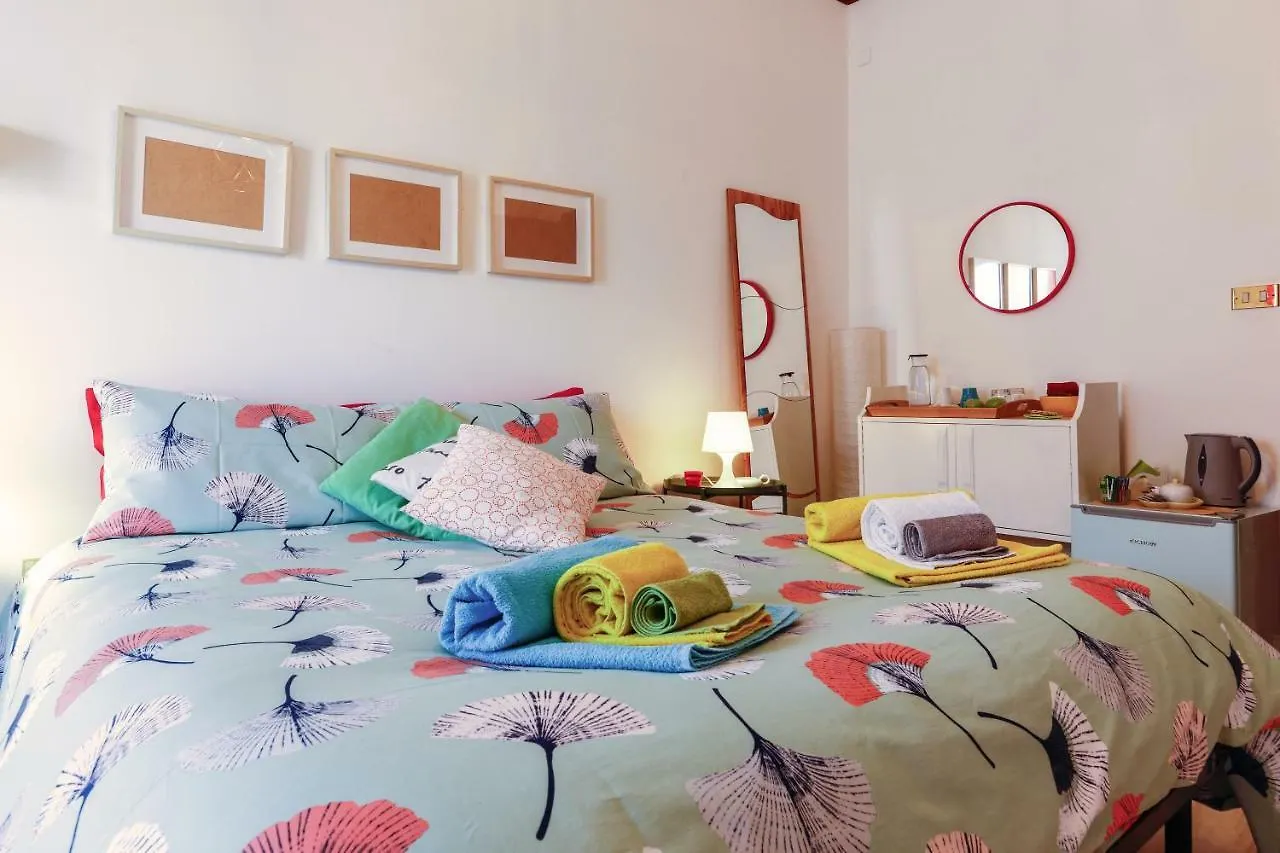 מלון קלטג'ירונה Casa Dei Colori 2*,  איטליה